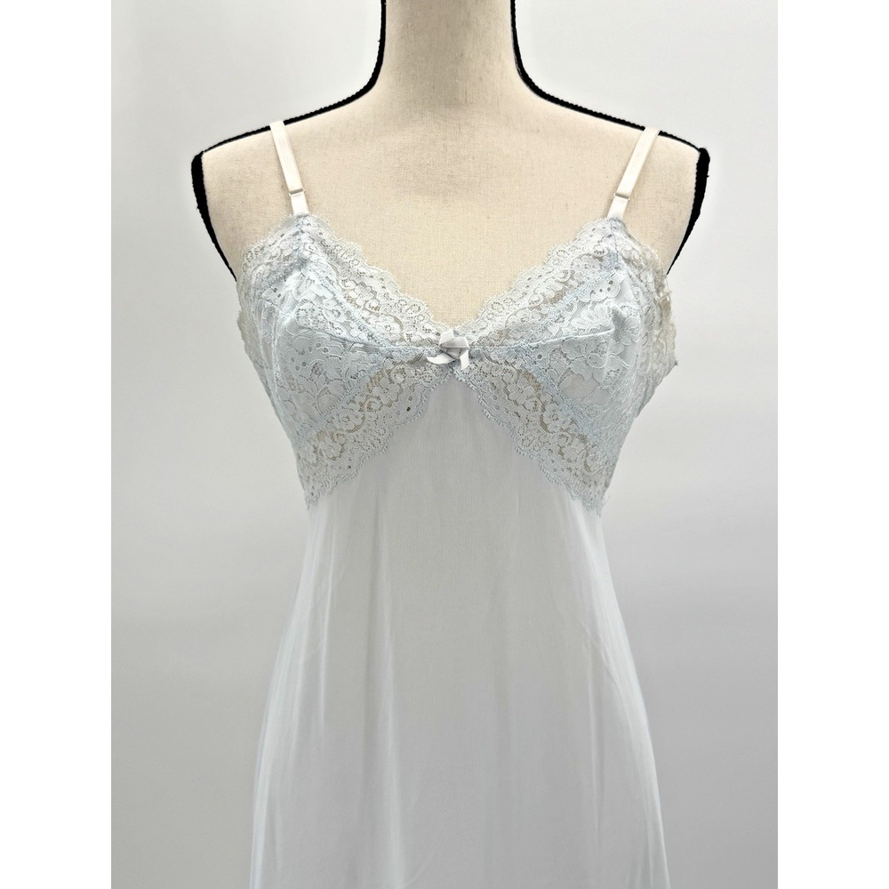 VTG Vanity Fair Tricot Nylon Pale Blue Lace Midi Slip Dress 34 Pin Up Rockabilly